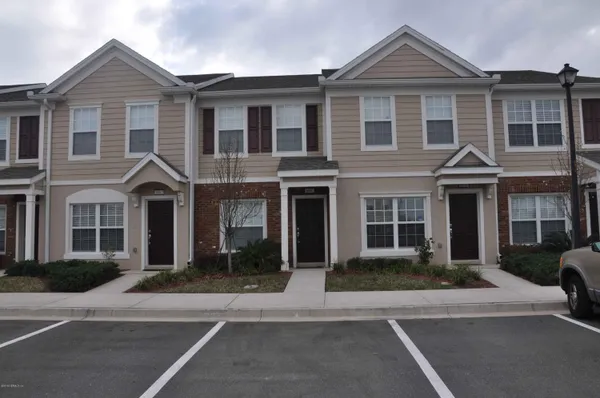 $1,575 | 8080 Summer Cove Court, Jacksonville, FL 32256