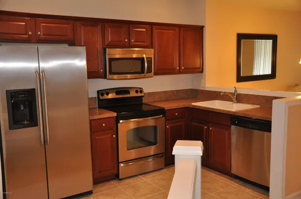 $1,575 | 8080 Summer Cove Court, Jacksonville, FL 32256