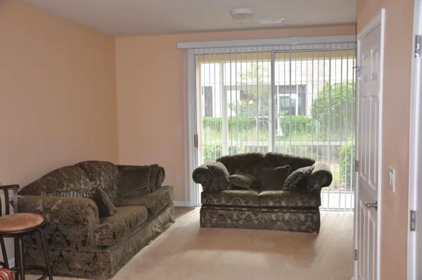 $1,575 | 8080 Summer Cove Court, Jacksonville, FL 32256