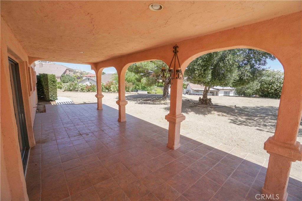 18633 Kamana Road Apple Valley, CA 92307 - Photo 45 of 50