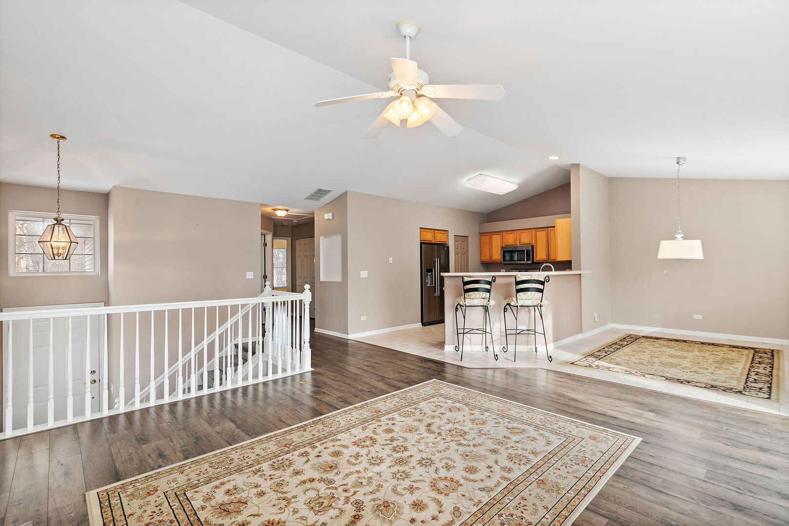 61 Samuel Drive Streamwood, IL 60107 - Photo 5 of 27 a view of a dining room with furniture