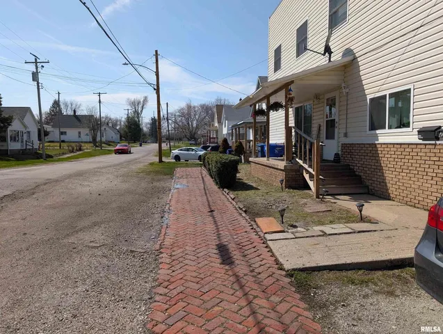 $145,000 | 716 West 3rd Street, Kewanee, IL 61443