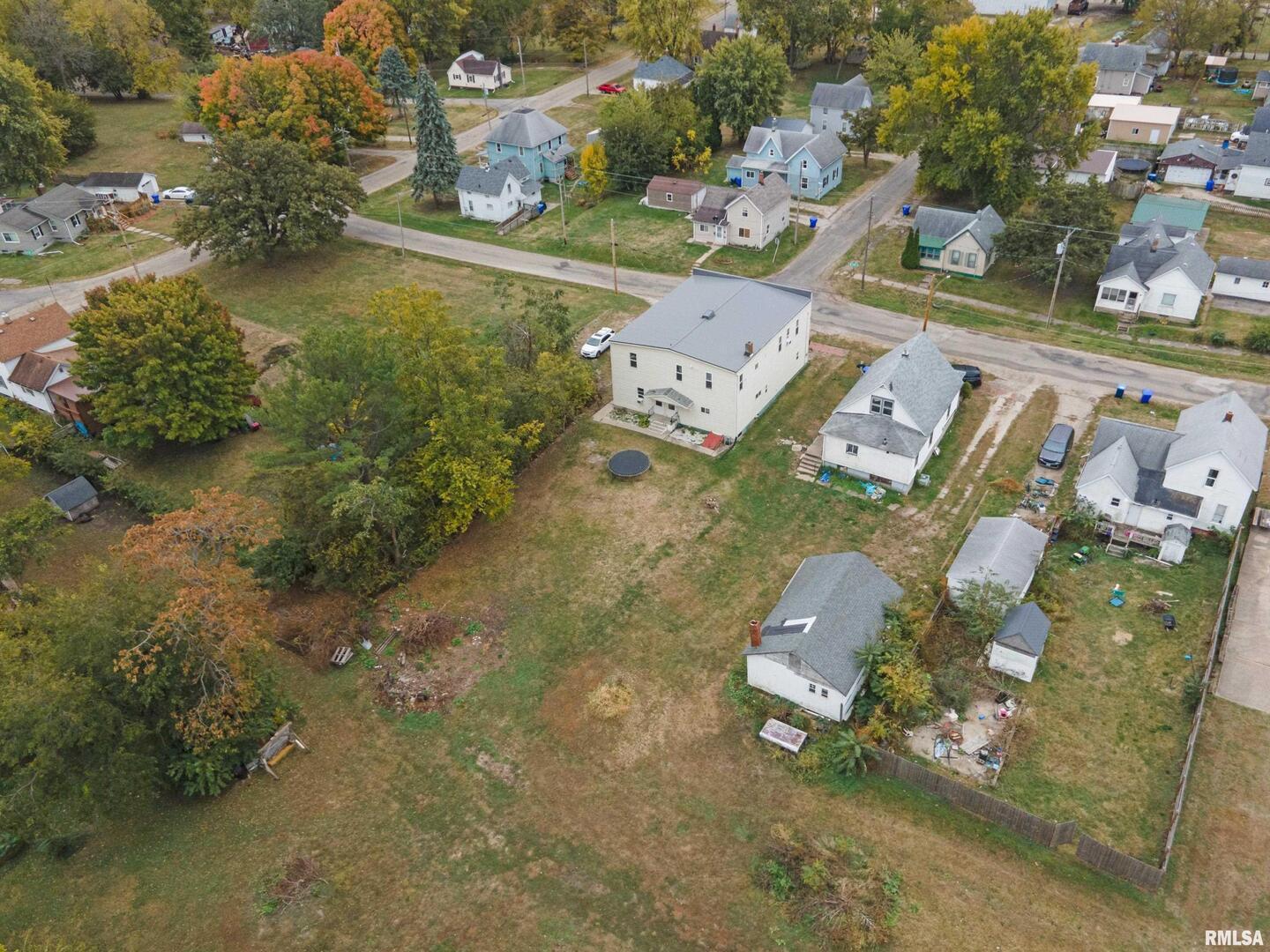 716 West 3rd Street Kewanee, IL 61443 - Photo 3 of 75