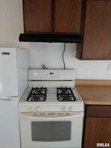 $145,000 | 716 West 3rd Street, Kewanee, IL 61443