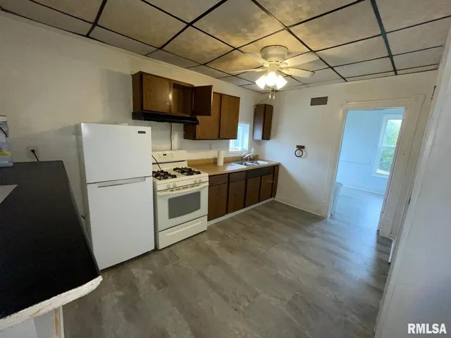 $145,000 | 716 West 3rd Street, Kewanee, IL 61443