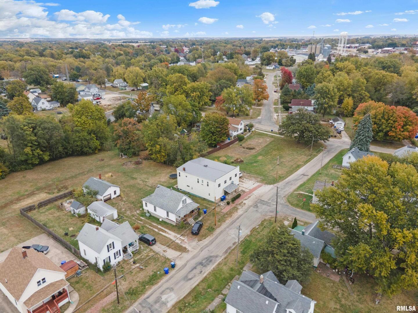 716 West 3rd Street Kewanee, IL 61443 - Photo 6 of 75