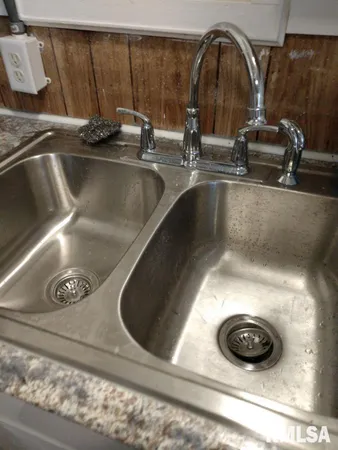 $141,500 | 716 West 3rd Street, Kewanee, IL 61443