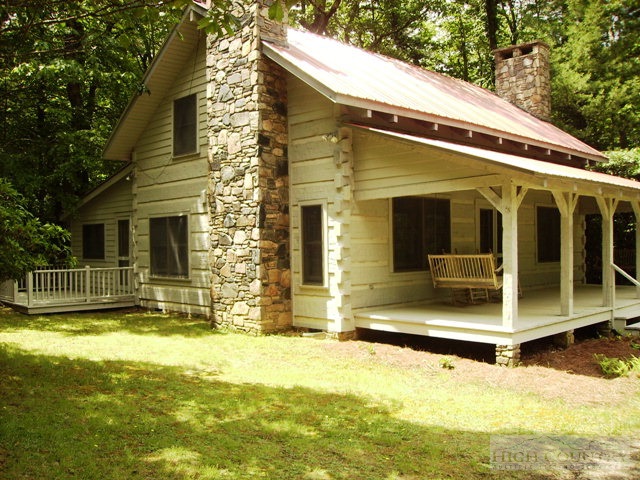 173 Rhodendrom Road Glade Valley, NC 28627 - Photo 8 of 9 Gallery Image 8