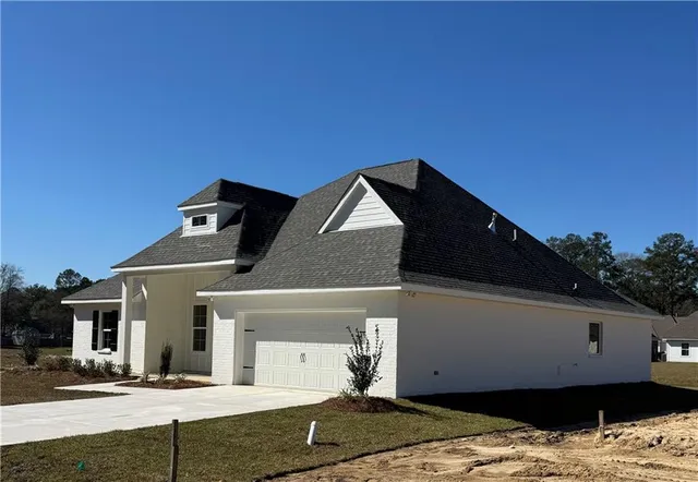 $399,000 | 72629 Robindale Drive, Covington, LA 70435