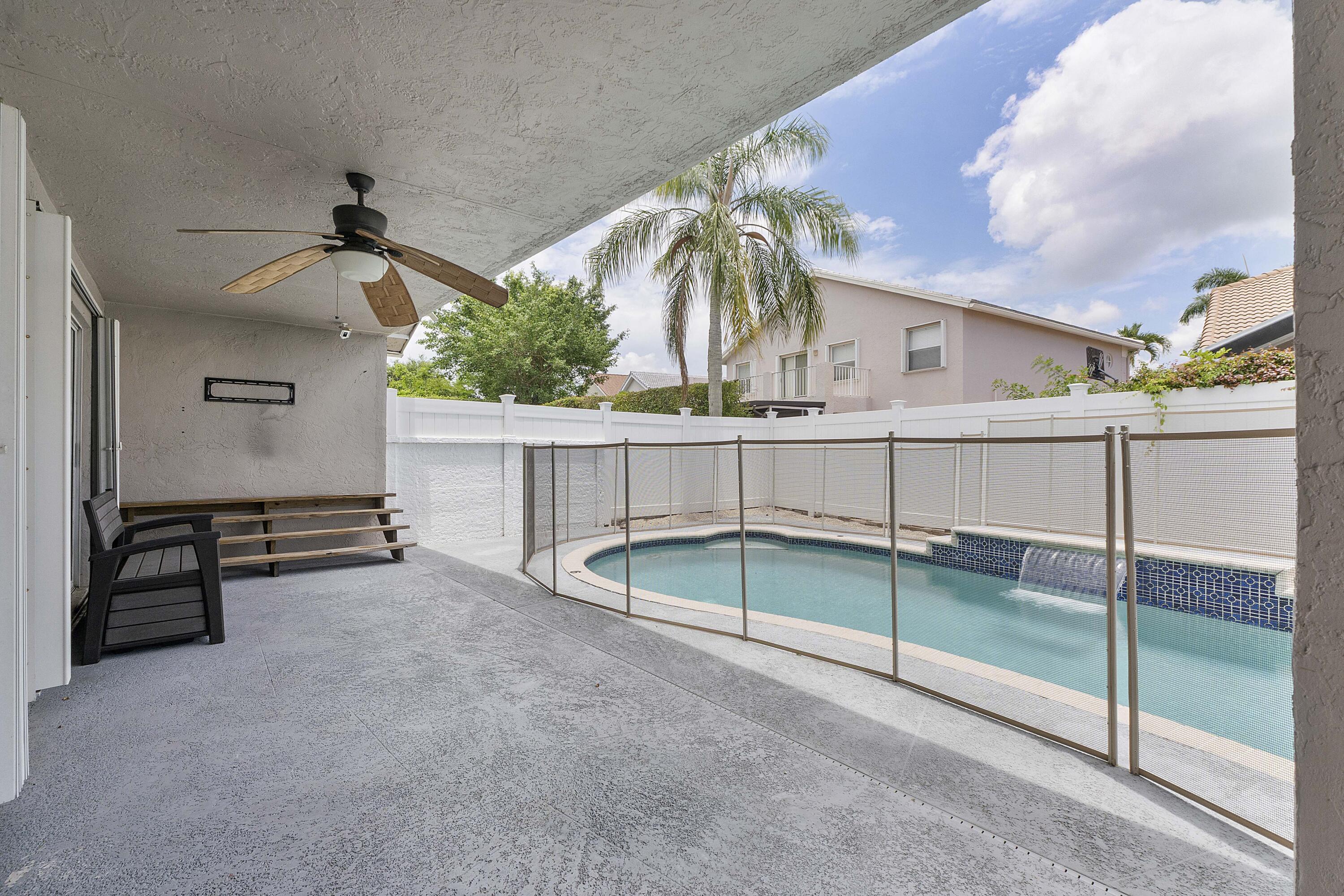 18242 Blue Lake Way Boca Raton, FL 33498 - Photo 34 of 59 18242 Blue Lake Way_055