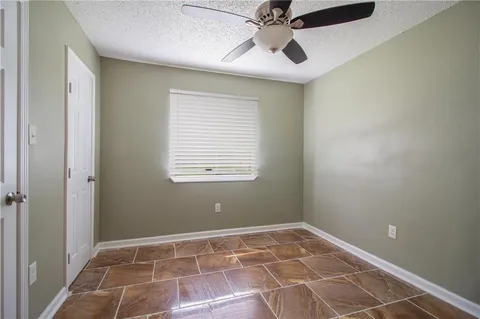 $184,000 | 501 Plymouth Drive, Laplace, LA 70068