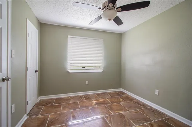 $184,000 | 501 Plymouth Drive, Laplace, LA 70068