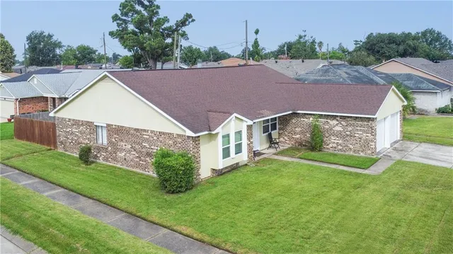 $184,000 | 501 Plymouth Drive, Laplace, LA 70068
