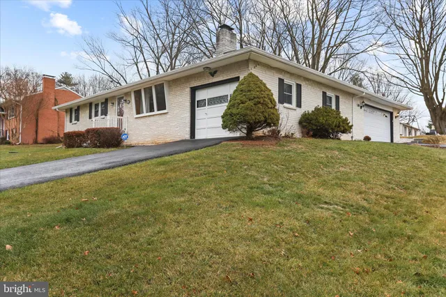 $349,900 | 11905 Dormayne Drive, Hagerstown, MD 21742