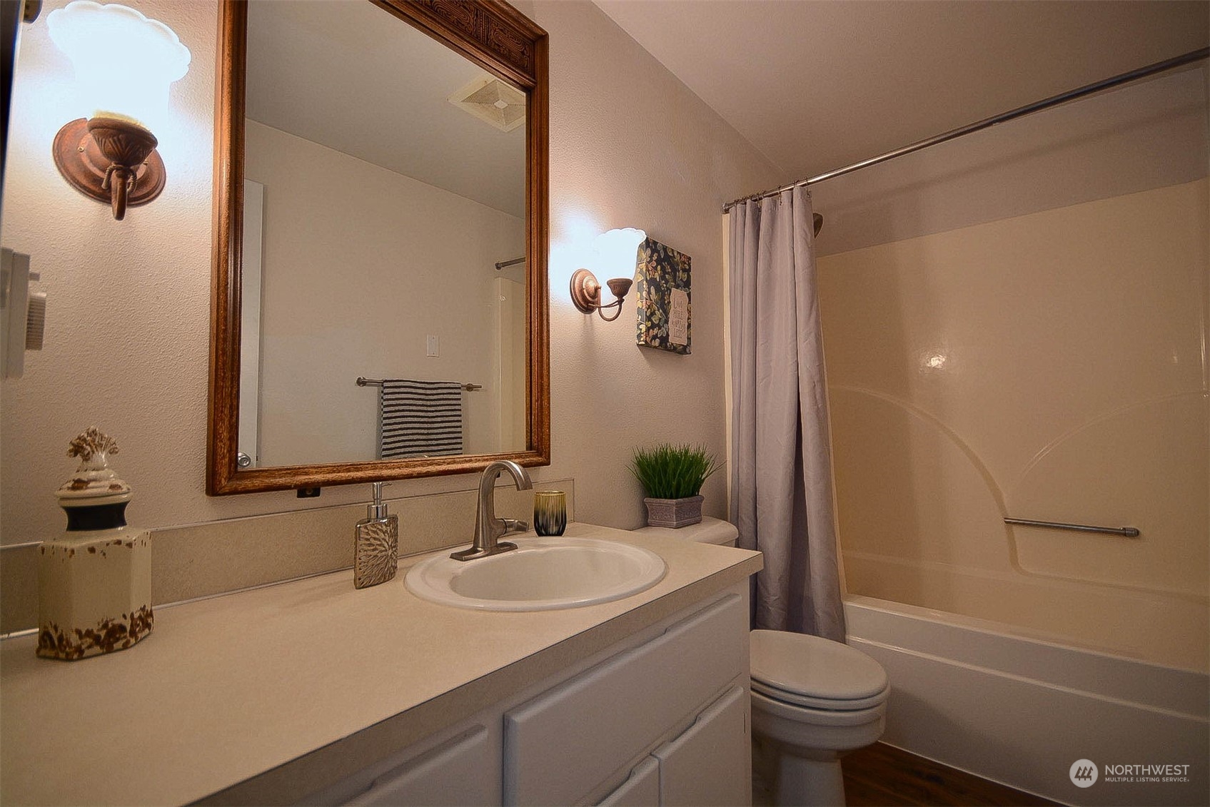 3015 Libby Road Northeast Olympia, WA 98506 - Photo 14 of 40 Gallery Image 14