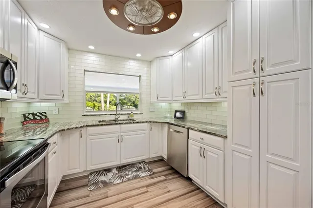 $1,149,000 | 5025 Marsh Field Road, Sarasota, FL 34235