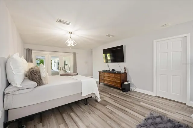 $1,149,000 | 5025 Marsh Field Road, Sarasota, FL 34235