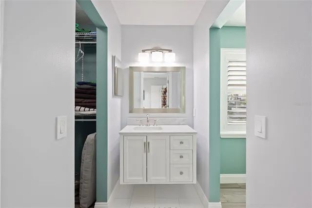 $1,149,000 | 5025 Marsh Field Road, Sarasota, FL 34235