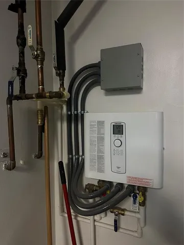 $1,149,000 | 5025 Marsh Field Road, Sarasota, FL 34235