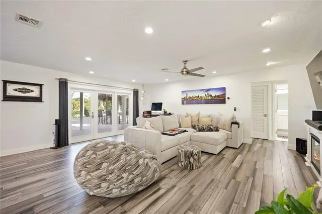 $1,149,000 | 5025 Marsh Field Road, Sarasota, FL 34235