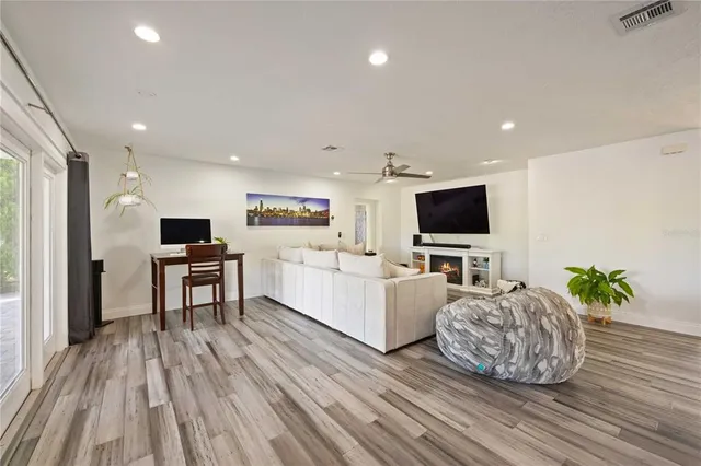 $1,149,000 | 5025 Marsh Field Road, Sarasota, FL 34235