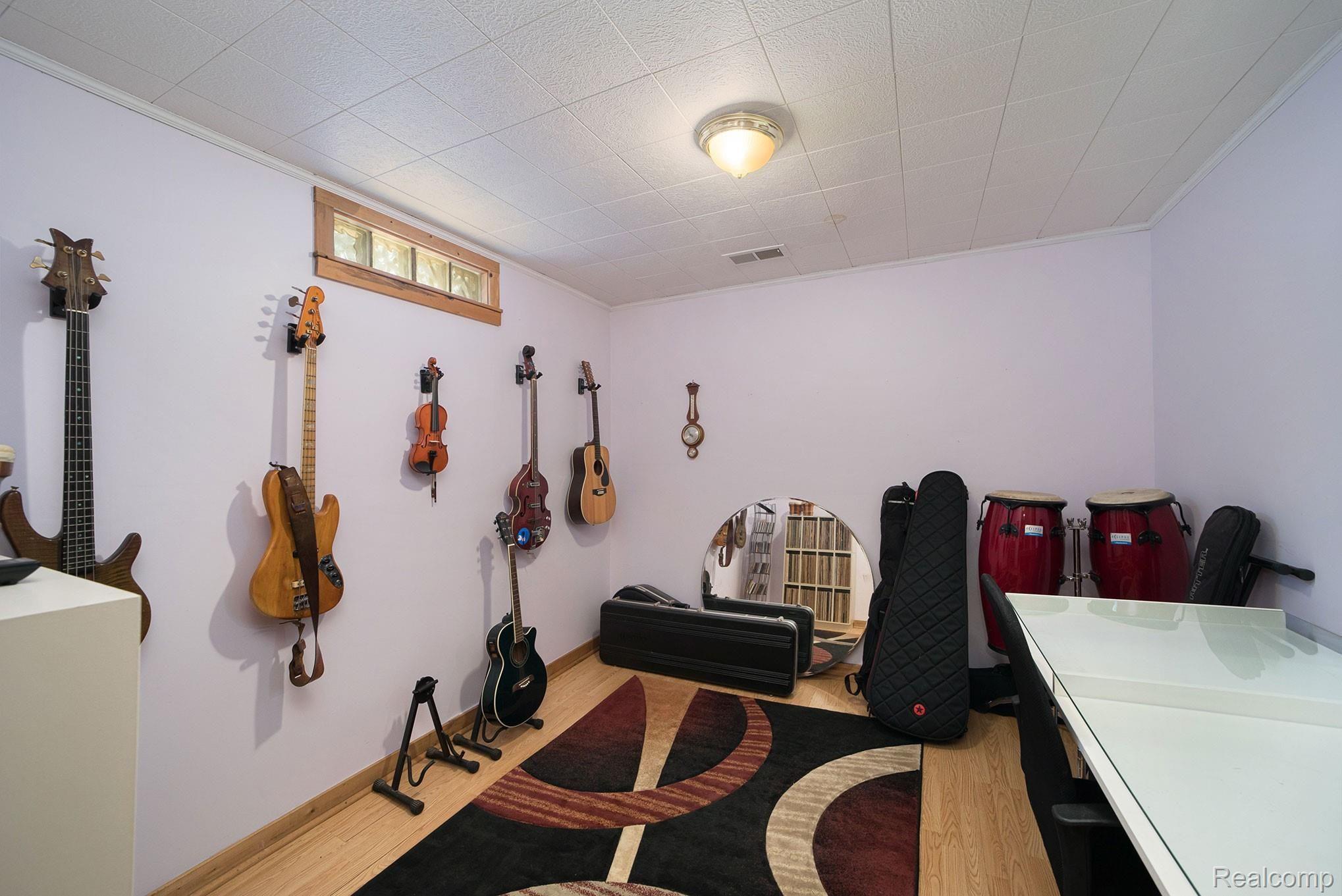 5440 Farley Road Clarkston, MI 48346 - Photo 27 of 46 BASEMENT MUSIC RM WITH HEATED FLOORS.jpg