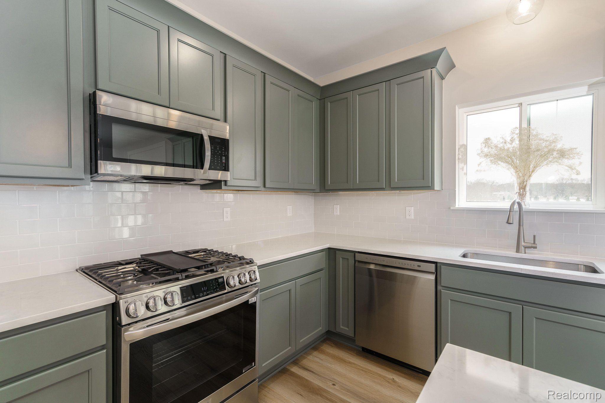 3280 Cedar Lake Road Howell, MI 48843 - Photo 21 of 46 Gallery Image 21