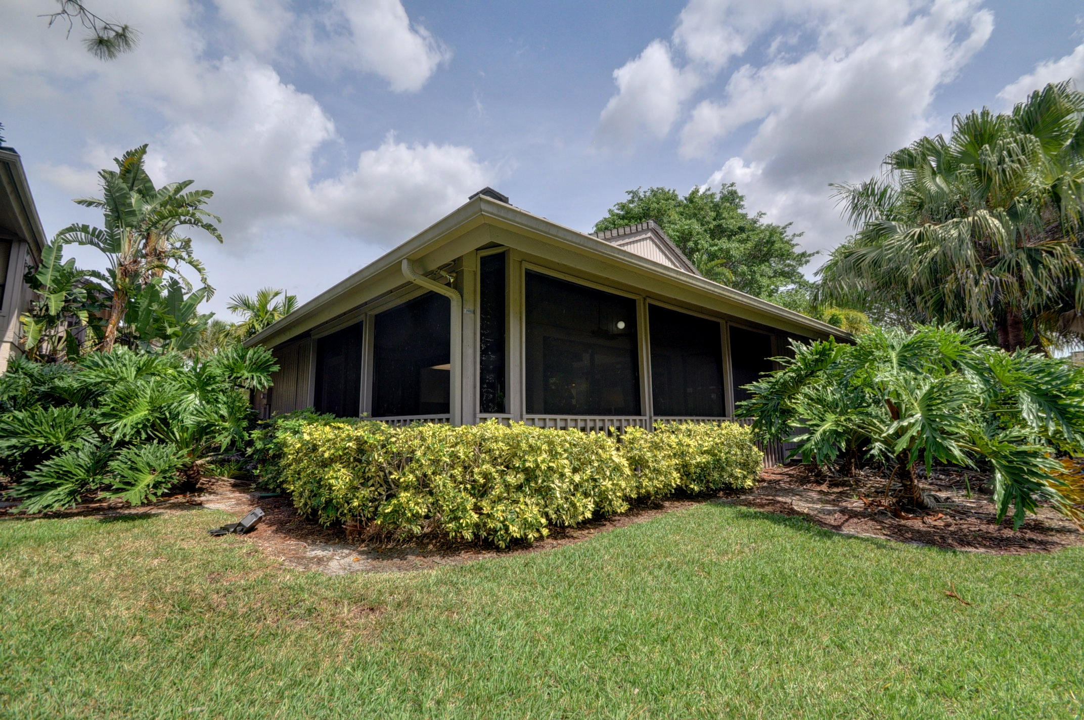 19933 Trevi Way Boca Raton, FL 33434 - Photo 20 of 28 EXTERIOR BACK