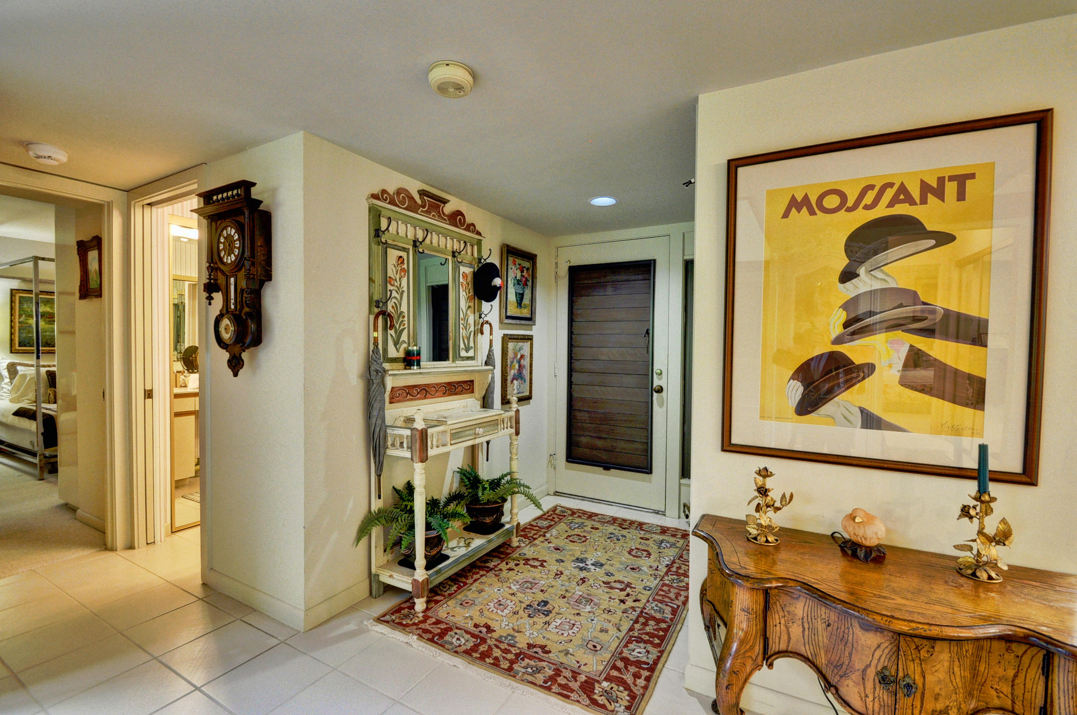 FOYER