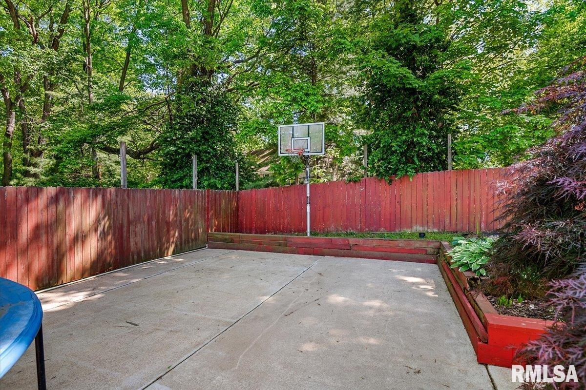 3016 West Lawrence Avenue Springfield, IL 62711 - Photo 55 of 62