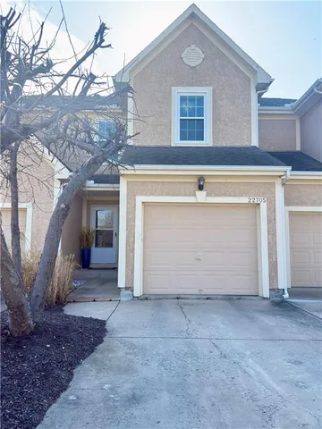 $305,000 | 22705 West 72nd Terrace, Shawnee, KS 66227