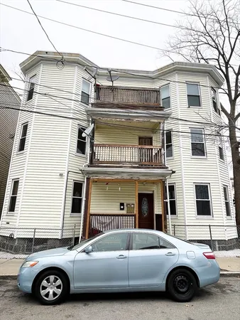 $2,350 | 11 Colonial Avenue, Unit 3, Boston, MA 02124