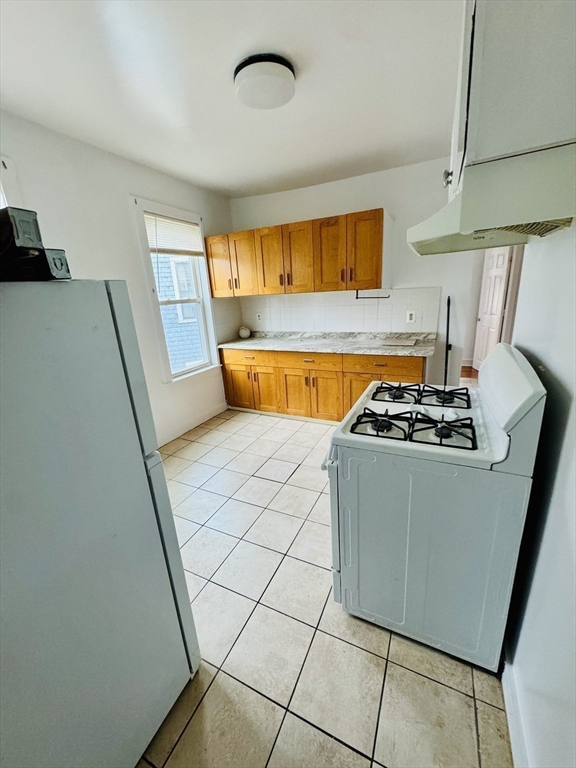 11 Colonial Avenue, Unit 3 Boston, MA 02124 - Photo 6 of 10