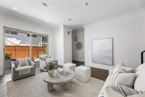 $1,100,000 | 1710 Grant Avenue, Unit 20, Redondo Beach, CA 90278