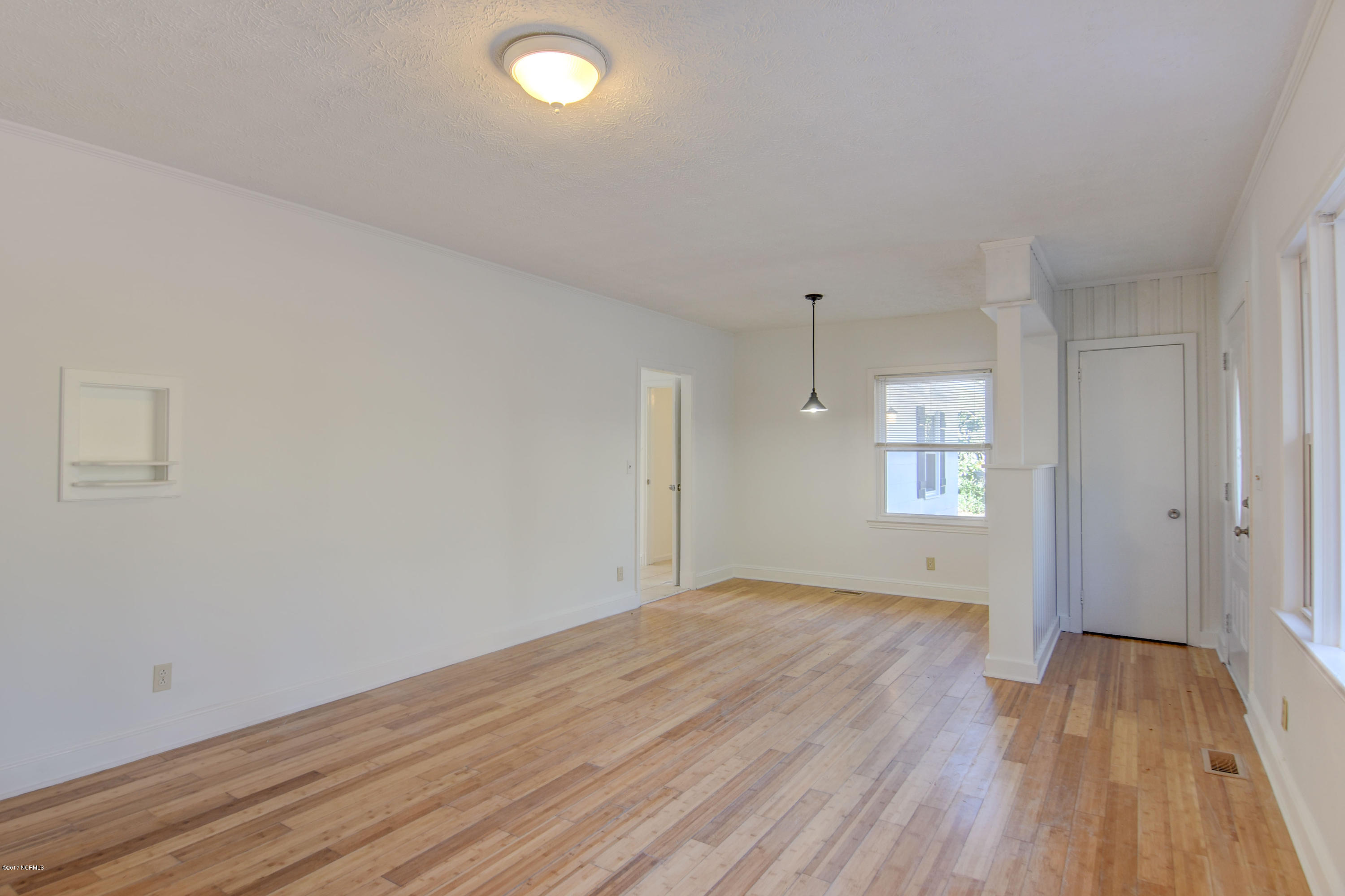 5290 Greenville Loop Road Wilmington, NC 28409 - Photo 5 of 30 5290 Greenville Loop Rd-print-016-12-DSC