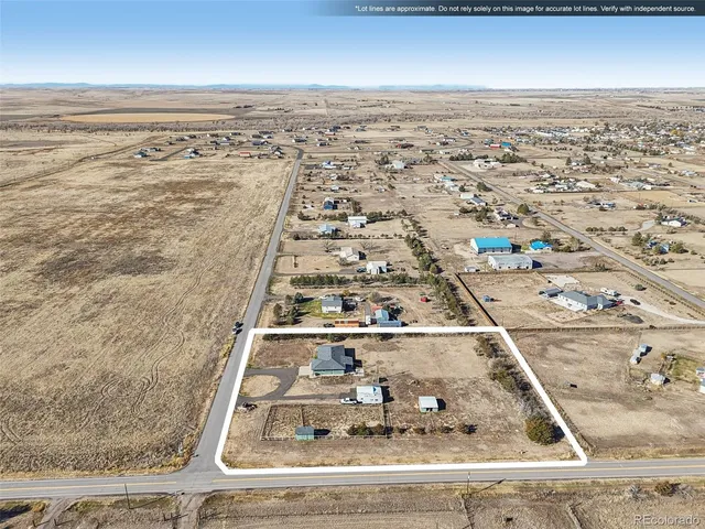 an aerial view of a building