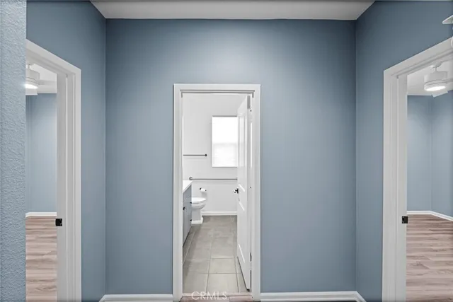 a bathroom with a toilet