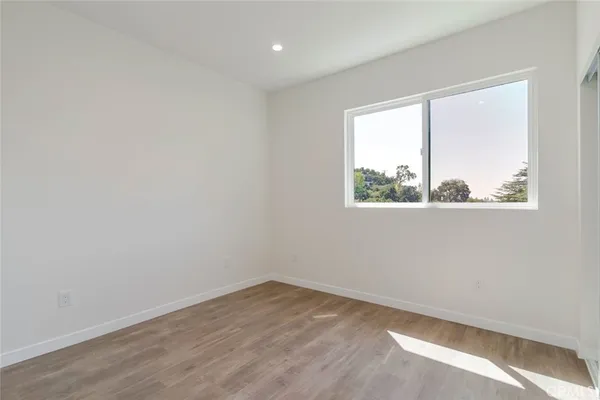 $4,500 | 1961 Waltonia Drive, Unit 104, Montrose, CA 91020