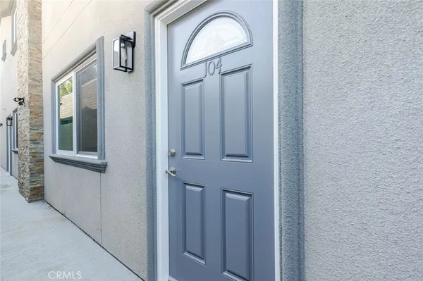 $4,500 | 1961 Waltonia Drive, Unit 104, Montrose, CA 91020