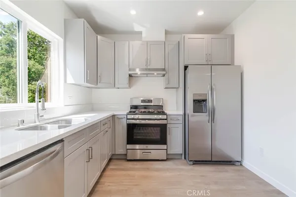 $4,500 | 1961 Waltonia Drive, Unit 104, Montrose, CA 91020