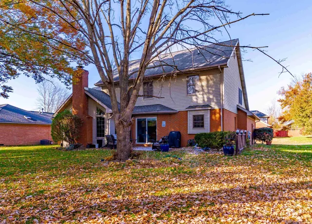 $409,900 | 8855 Camelot Drive, Newburgh, IN 47630