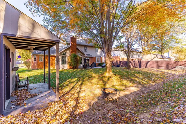 $409,900 | 8855 Camelot Drive, Newburgh, IN 47630