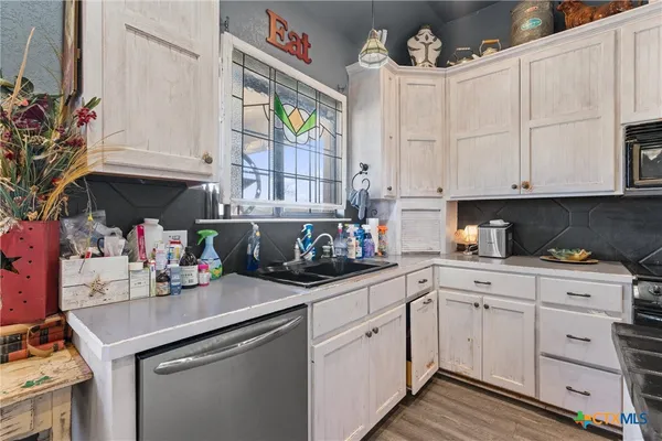 $995,000 | 173 County Road 458A, Thorndale, TX 76577