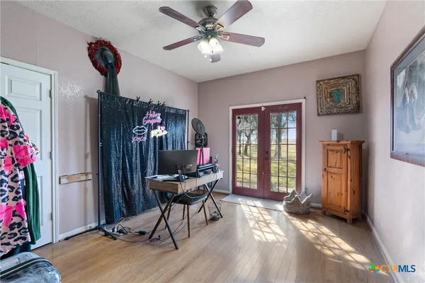 $995,000 | 173 County Road 458A, Thorndale, TX 76577