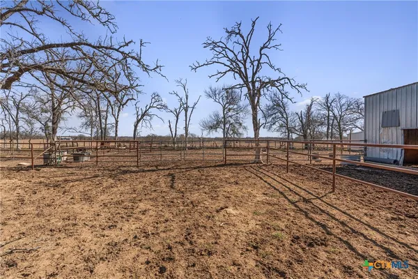 $995,000 | 173 County Road 458A, Thorndale, TX 76577
