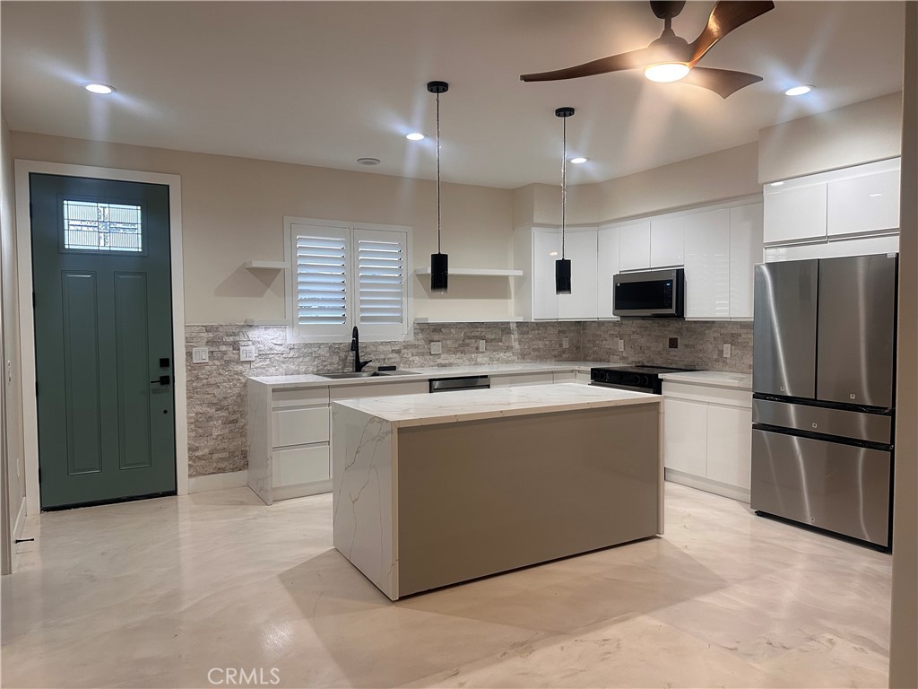 8937 Patrero Street Riverside, CA 92503 - Photo 7 of 12 Kitchen