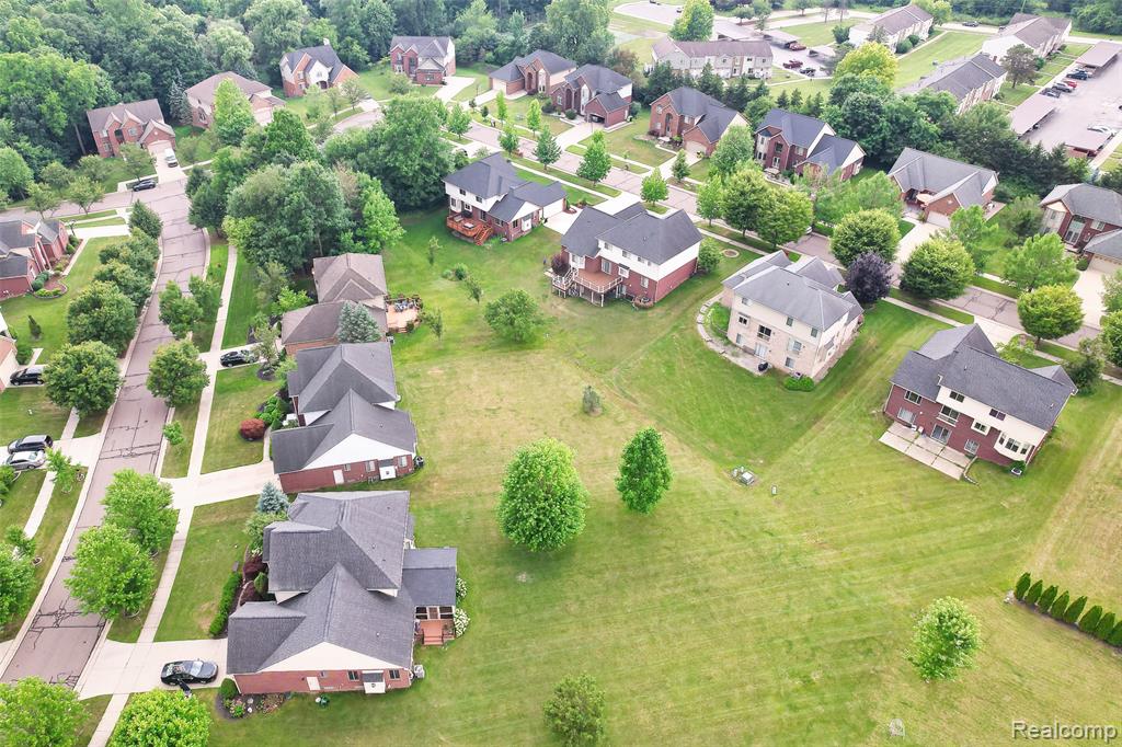 23616 Dunston Road Novi, MI 48375 - Photo 69 of 70 Gallery Image 69