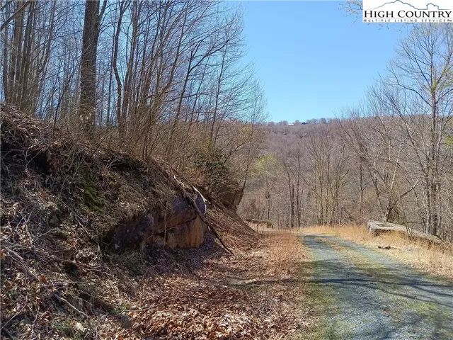 $23,000 | 104 Beadwood Lane, Beech Mountain, NC 28604