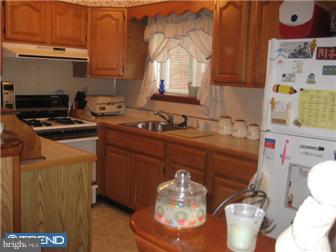 3920 Worrilow Road Brookhaven, PA 19015 - Photo 8 of 12 Kitchen