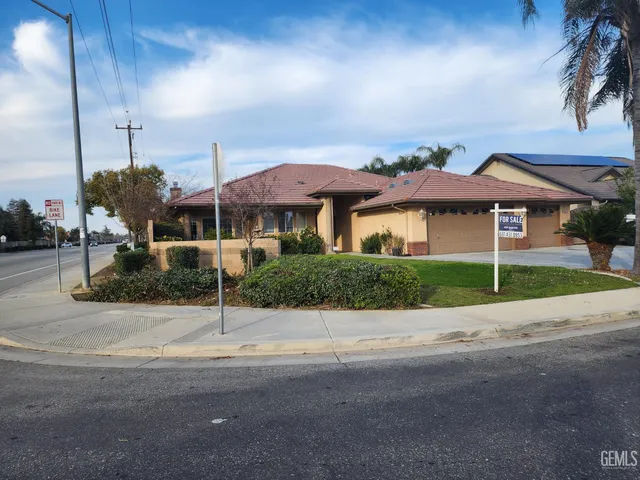 $490,000 | Undisclosed Address, Bakersfield, CA 93313